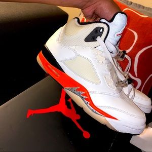 Jordan 5 retro orange blaze , size 7.5 Men